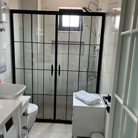 Camelia 8 Алания